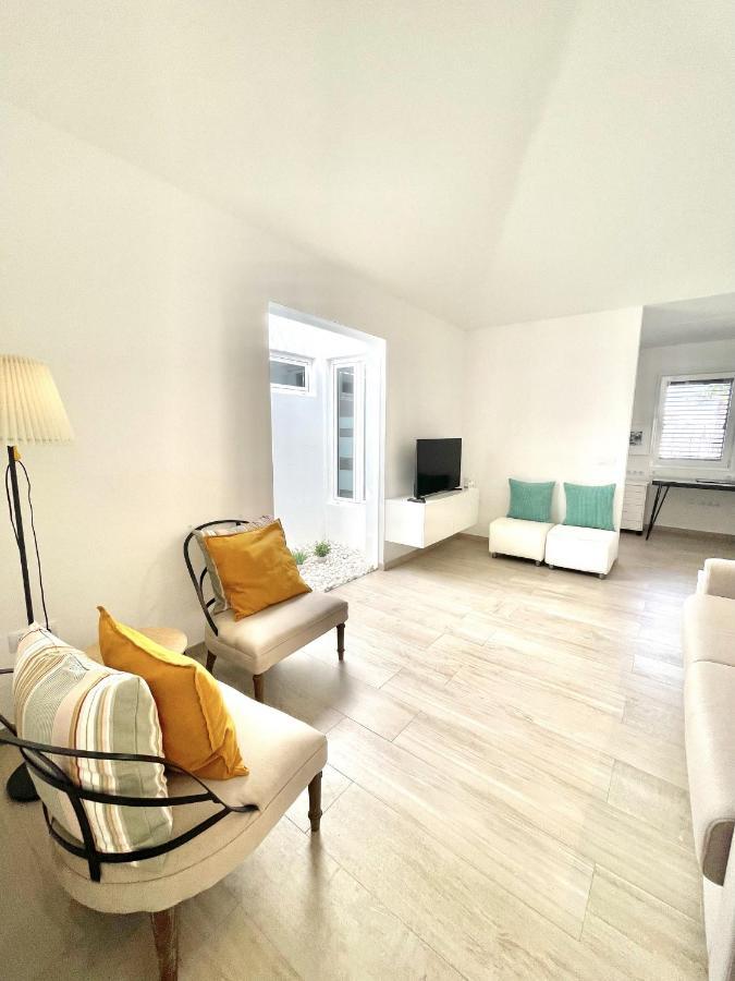 Vila Casahost Townhouse Lise Puerto del Carmen  Exteriér fotografie